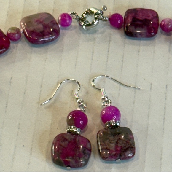 🆕 🌸 Stunning Natural Magenta Jasper Necklace & Earring Set – Handmade 🆕 - Picture 4 of 16